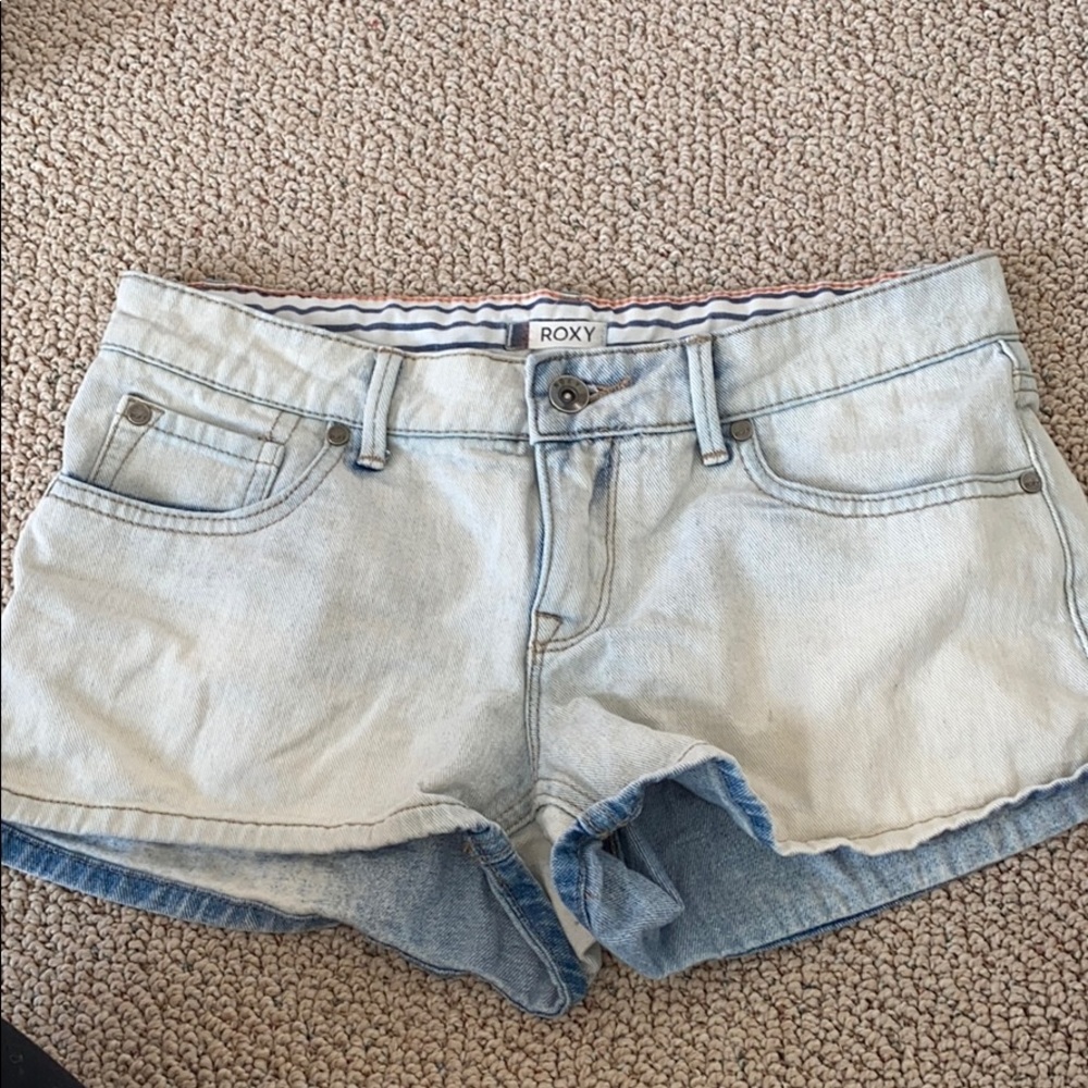 Roxy shorts